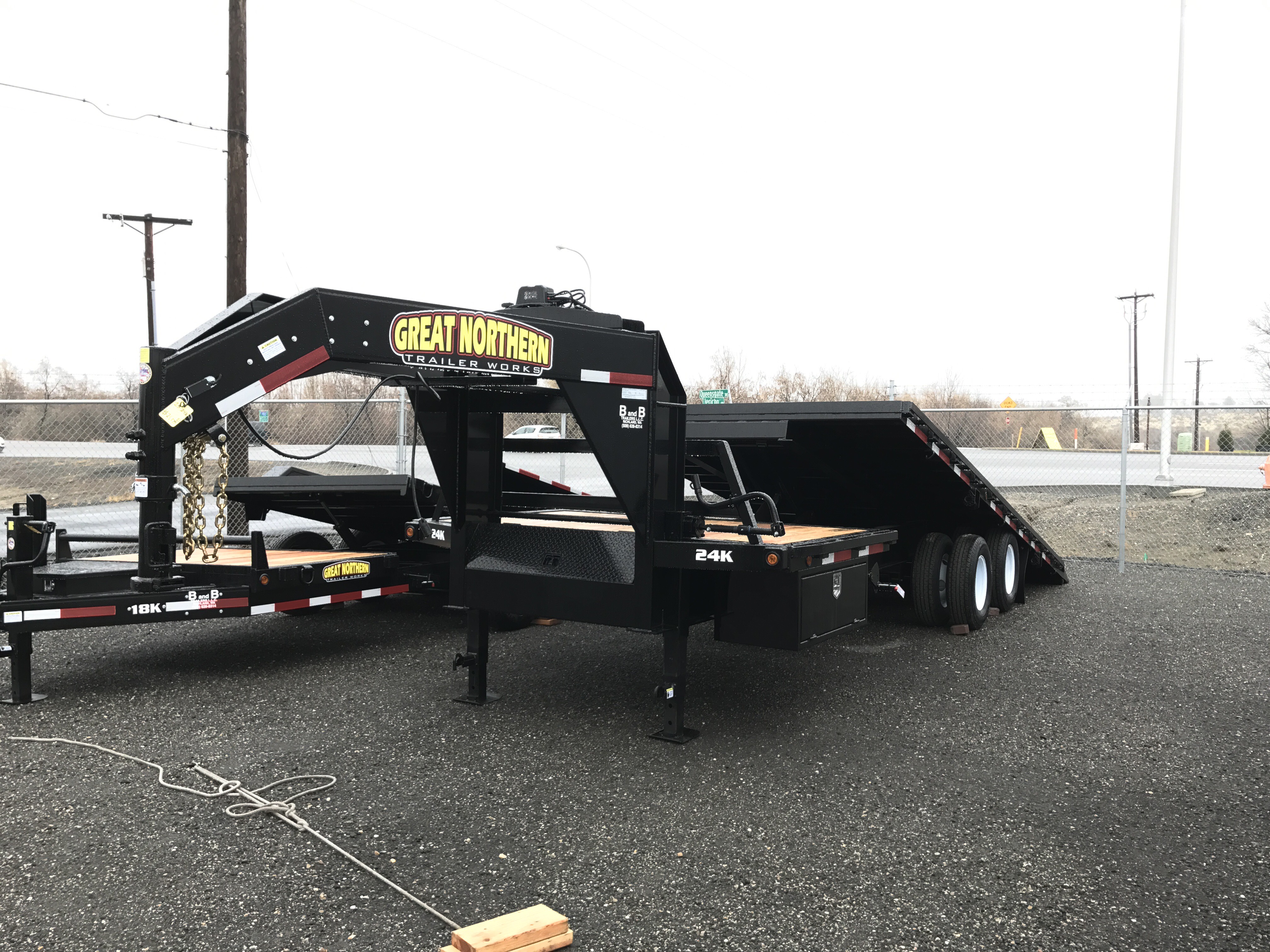 25' 24K EXTREME TILT GOOSENECK - B And B Trailers