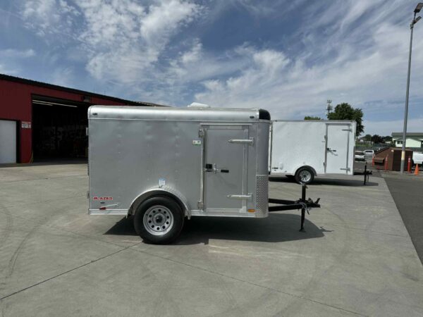 5X8 BLAZER REAR BARN DOOR