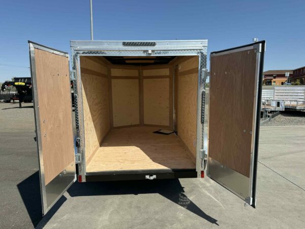 5X8 E-SERIES REAR BARN DOOR - Image 4