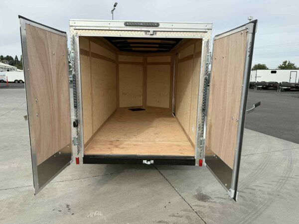 5X10 E-SERIES REAR BARN DOORS - Image 3