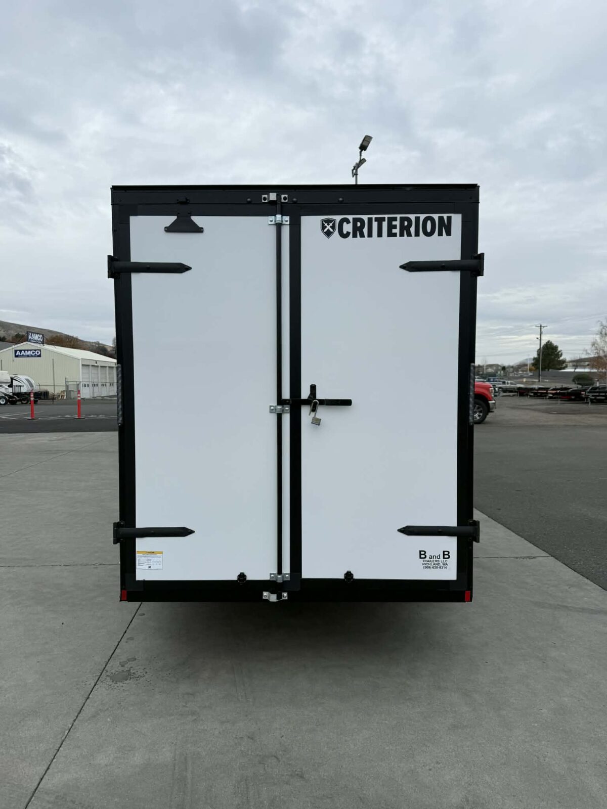 6X12 CRITERION REAR BARN DOORS - Image 3